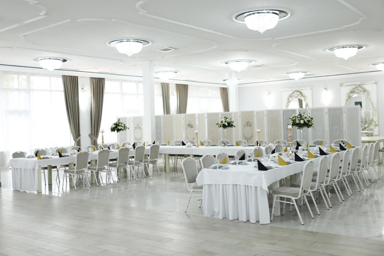 Zasutowo Hotel Greys Polonia מראה חיצוני תמונה