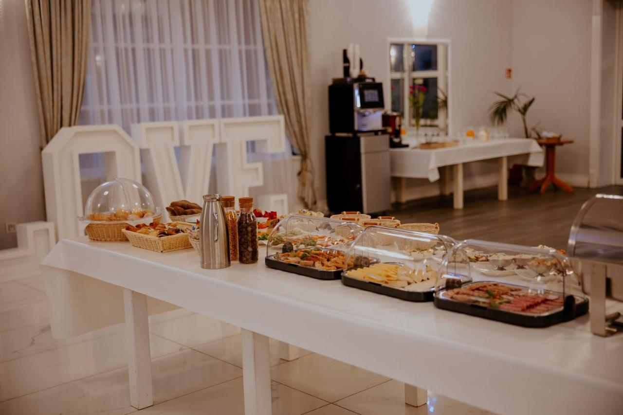 Zasutowo Hotel Greys Polonia מראה חיצוני תמונה