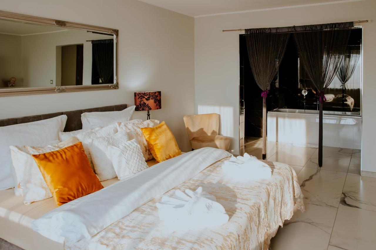 Zasutowo Hotel Greys Polonia מראה חיצוני תמונה